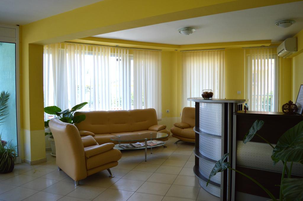 Family Hotel Coral سوزوبول المظهر الخارجي الصورة