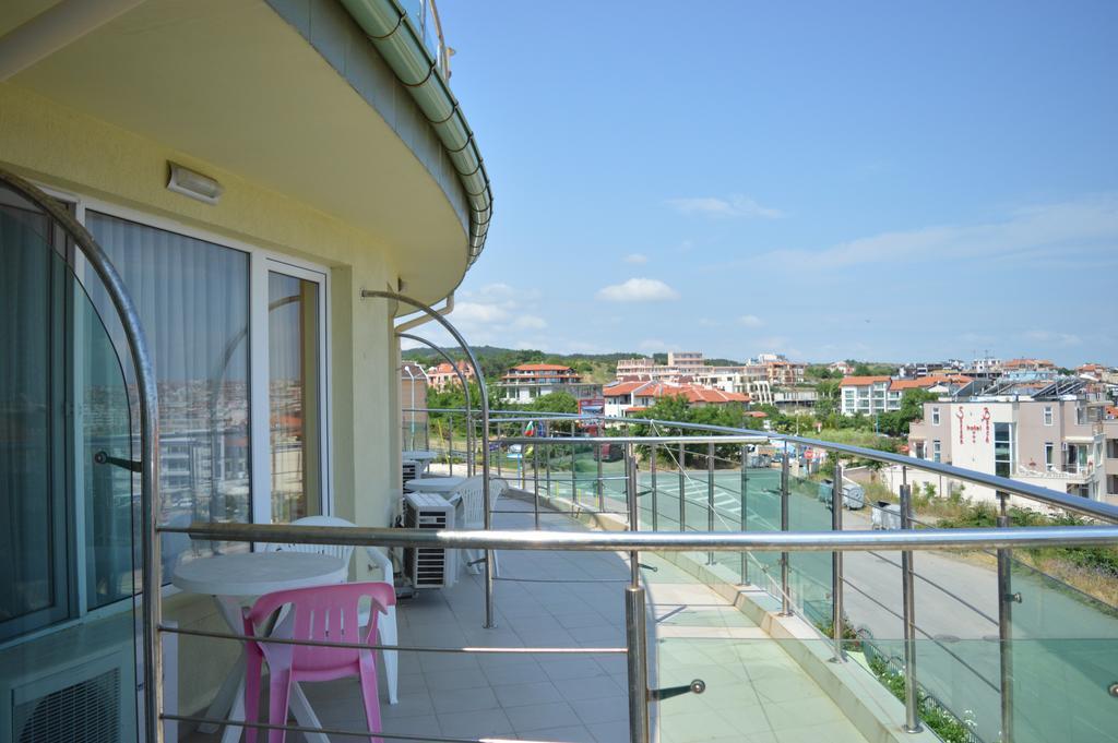 Family Hotel Coral سوزوبول المظهر الخارجي الصورة