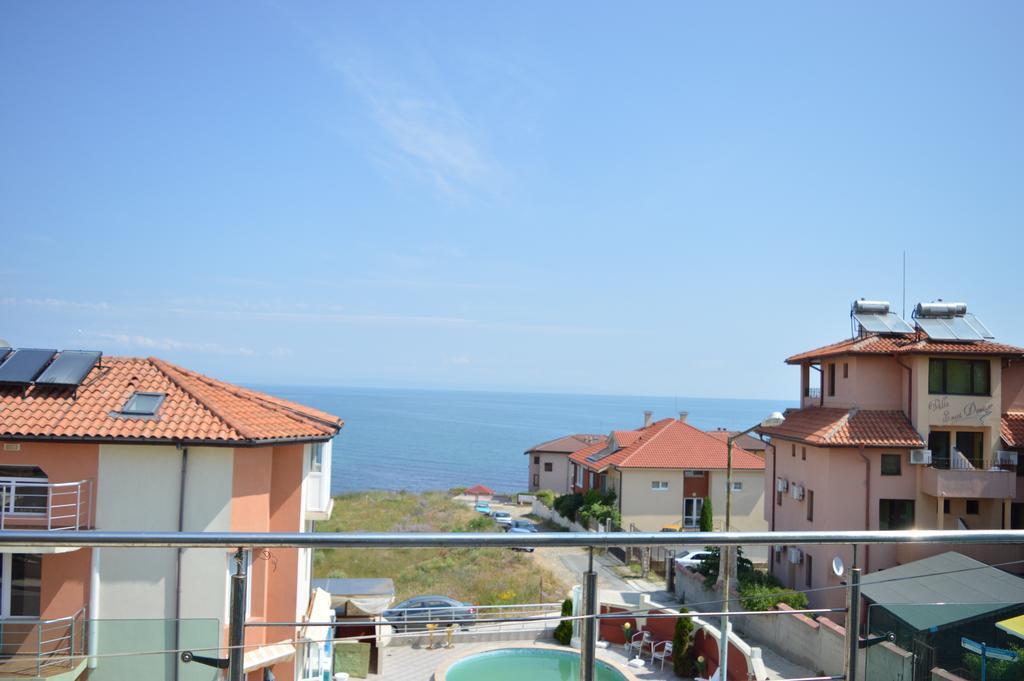 Family Hotel Coral سوزوبول الغرفة الصورة