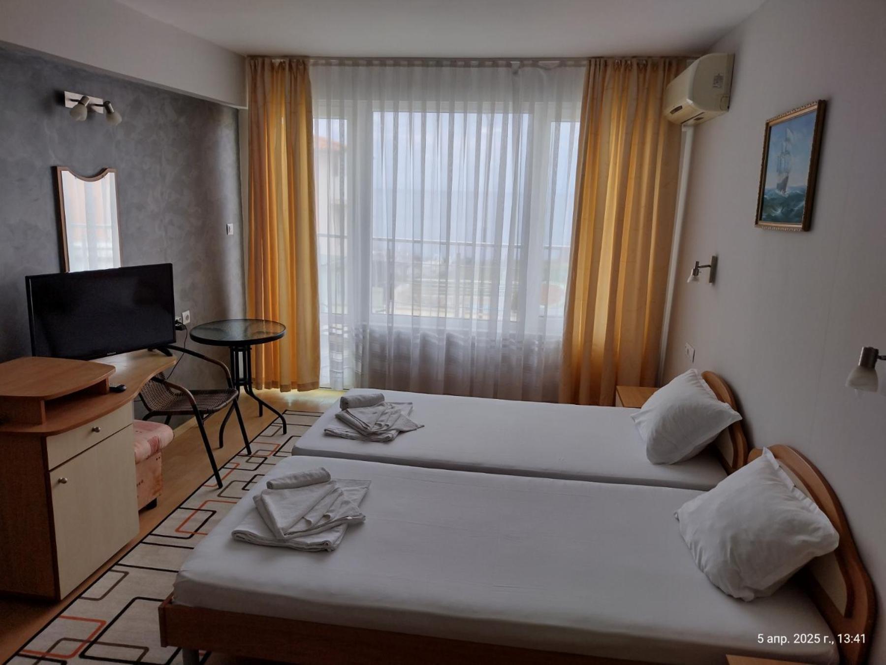 Family Hotel Coral سوزوبول المظهر الخارجي الصورة