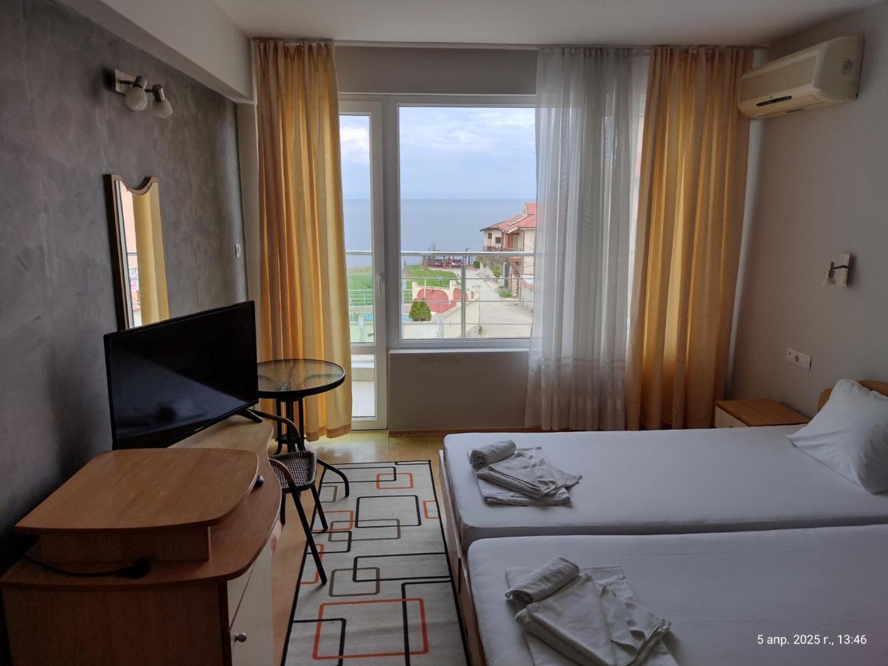 Family Hotel Coral سوزوبول المظهر الخارجي الصورة