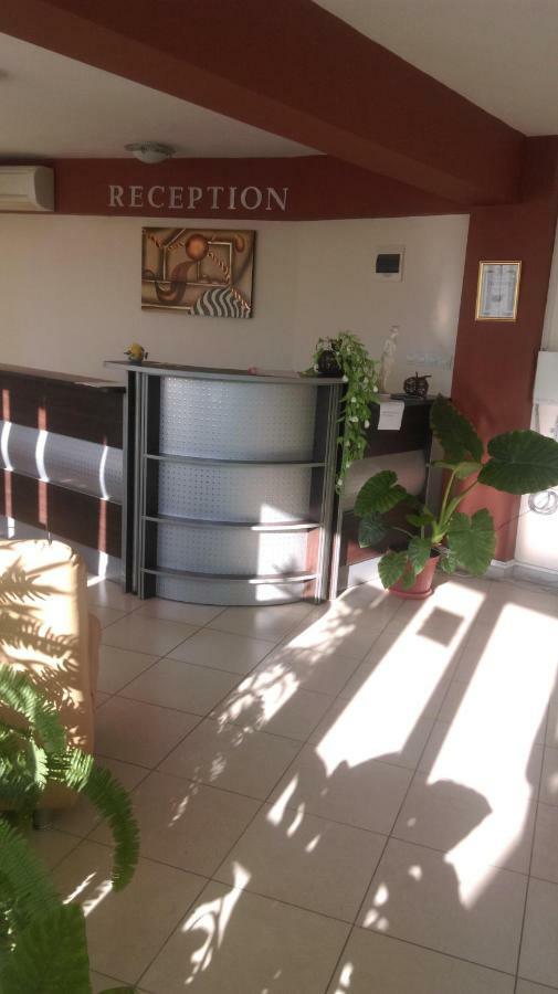 Family Hotel Coral سوزوبول المظهر الخارجي الصورة
